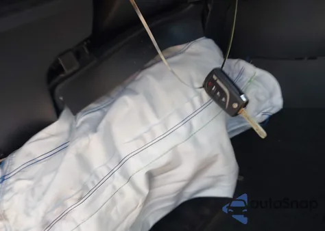 2021 Toyota Corolla Le z USA, uszkodzony, nr VIN 5YFEPMAEXMP192512